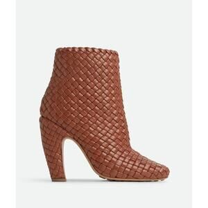 Bottega Veneta Canalazzo Woven Leather Ankle Boot in Brown Sugar 37